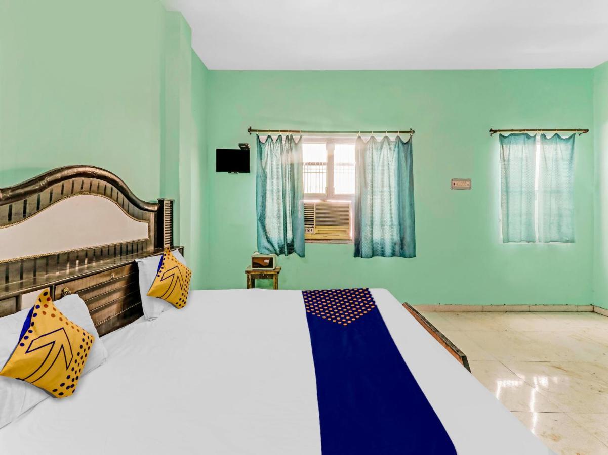 Spot On 81122 Saket Honest Hotel Ayodhya Ngoại thất bức ảnh
