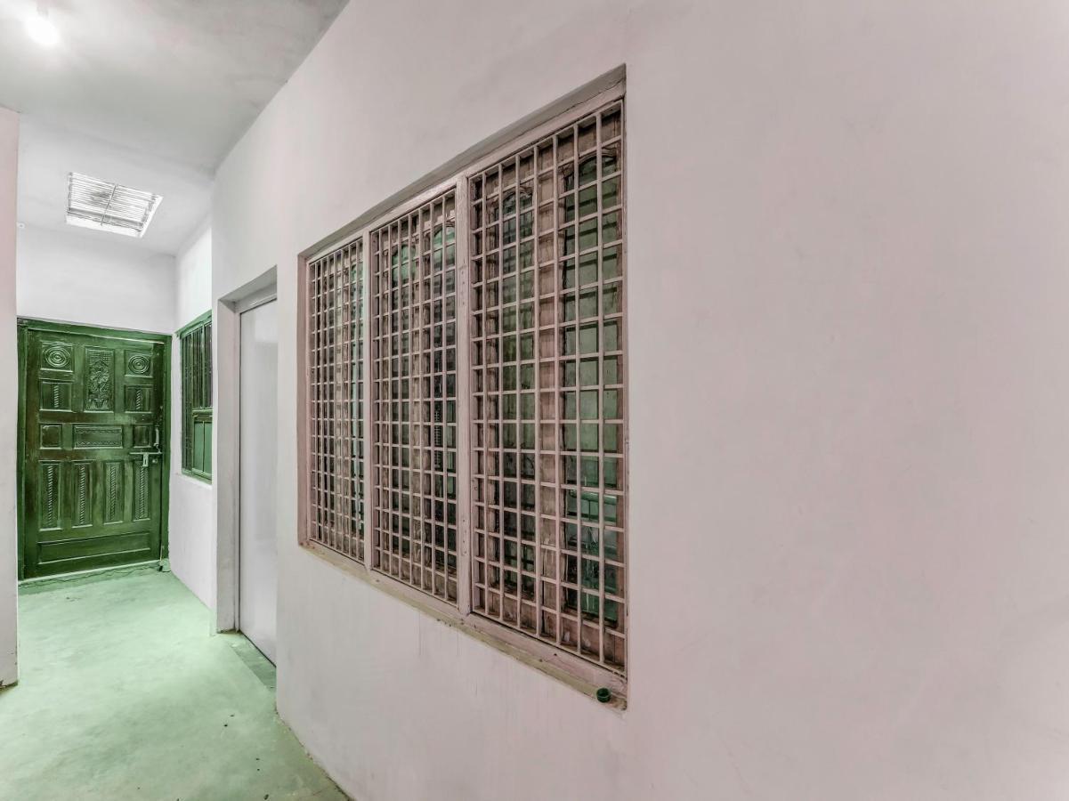 Spot On 81122 Saket Honest Hotel Ayodhya Ngoại thất bức ảnh