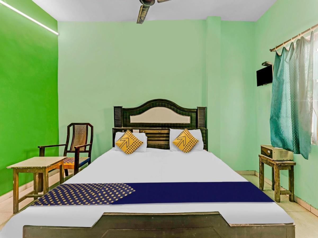 Spot On 81122 Saket Honest Hotel Ayodhya Ngoại thất bức ảnh